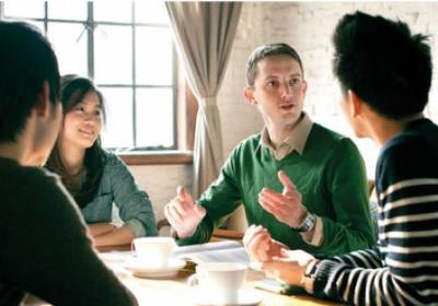 青島出國前英文培訓(xùn)與商務(wù)咨詢服務(wù)詳解