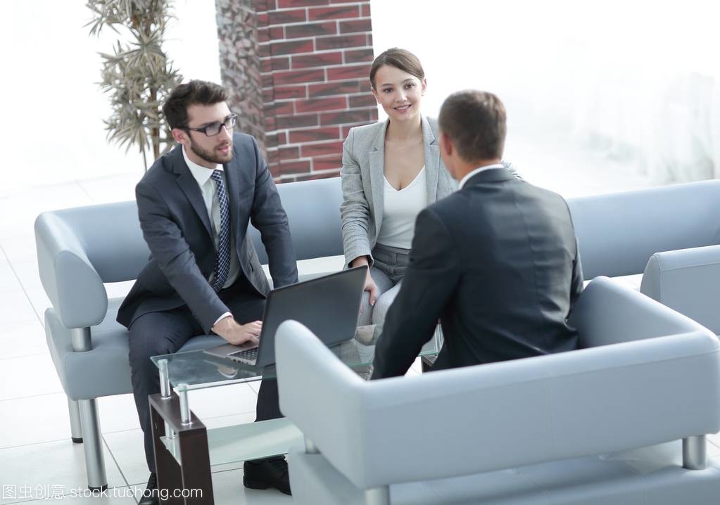 律師與客戶商務(wù)咨詢 專業(yè)合作的橋梁